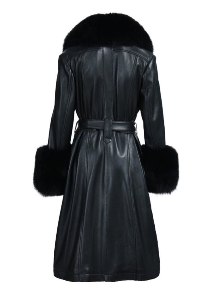 Leather trench coat with luxurious fur for woman. 