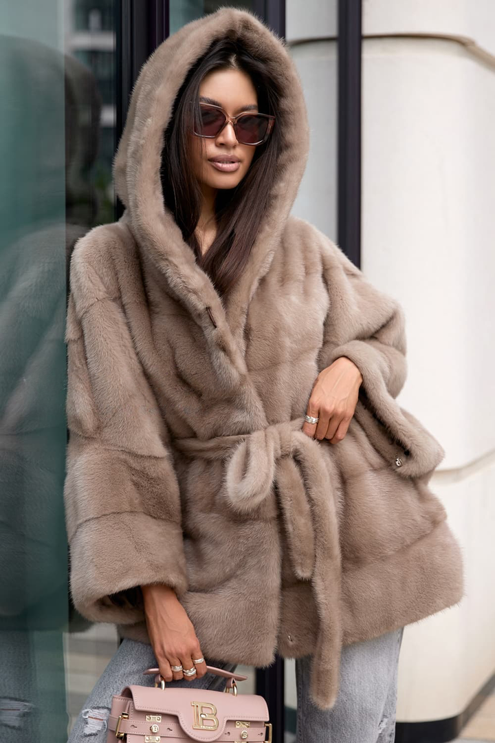 Alina Mink coat